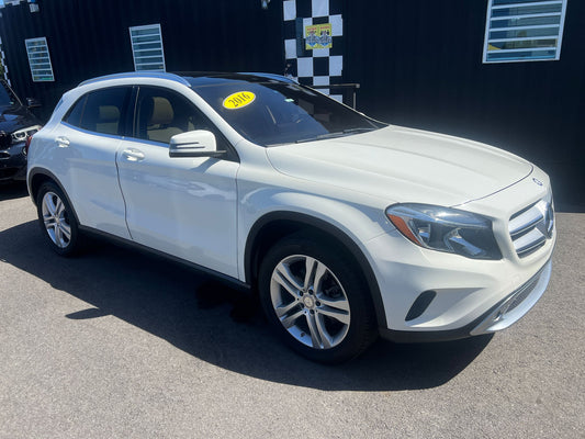 Mercedes-Benz GLA 250 2016